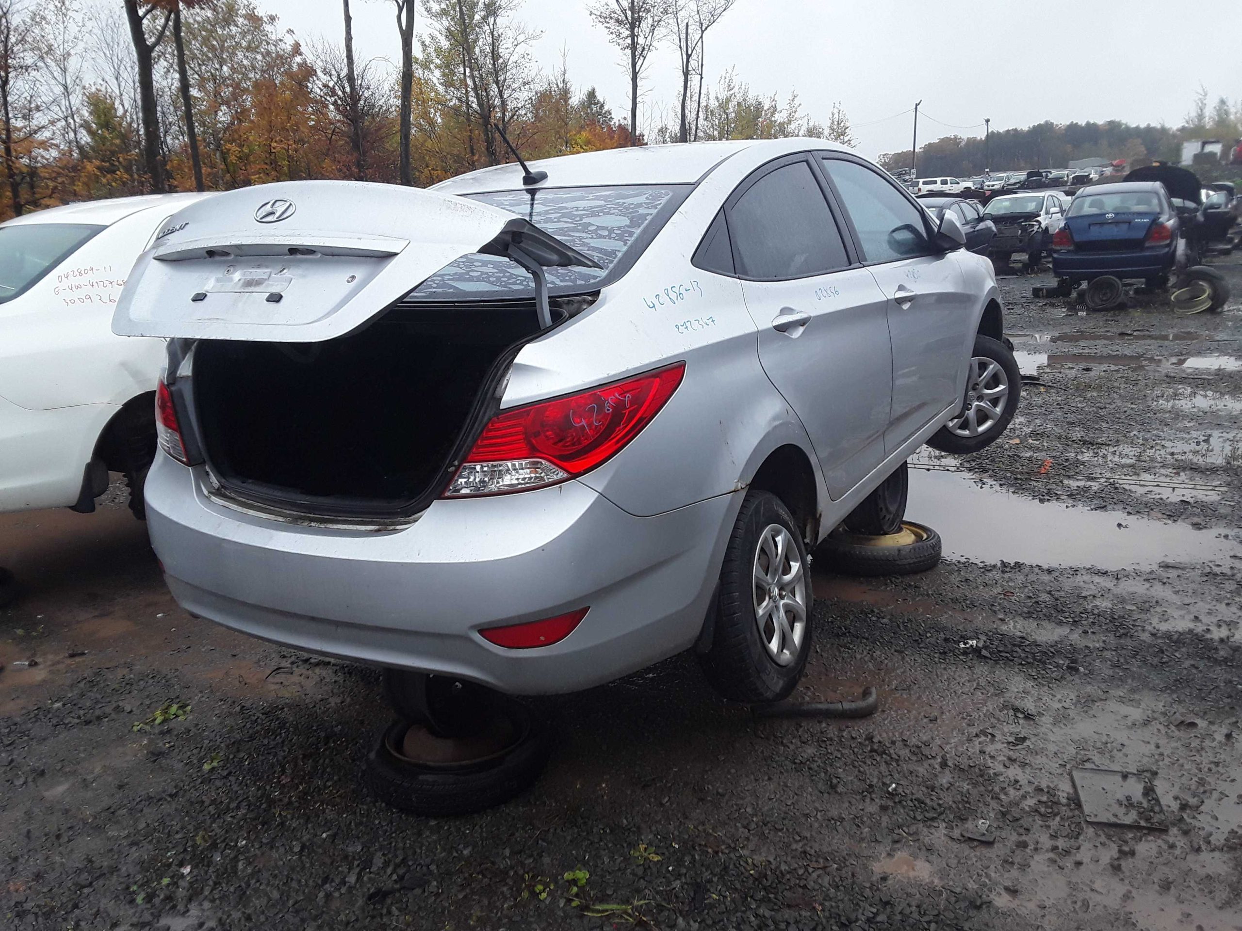 HYUNDAI ACCENT 2013
