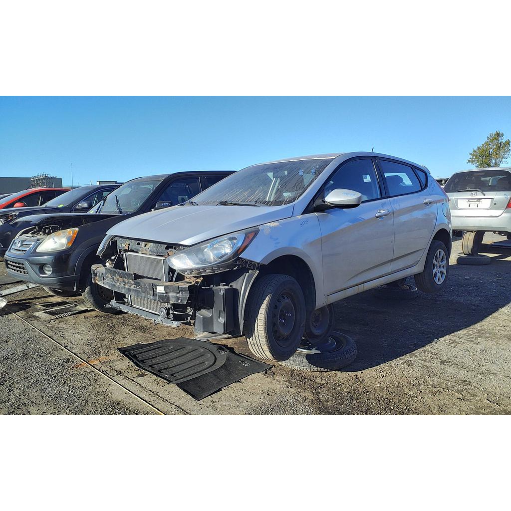 HYUNDAI ACCENT 2013