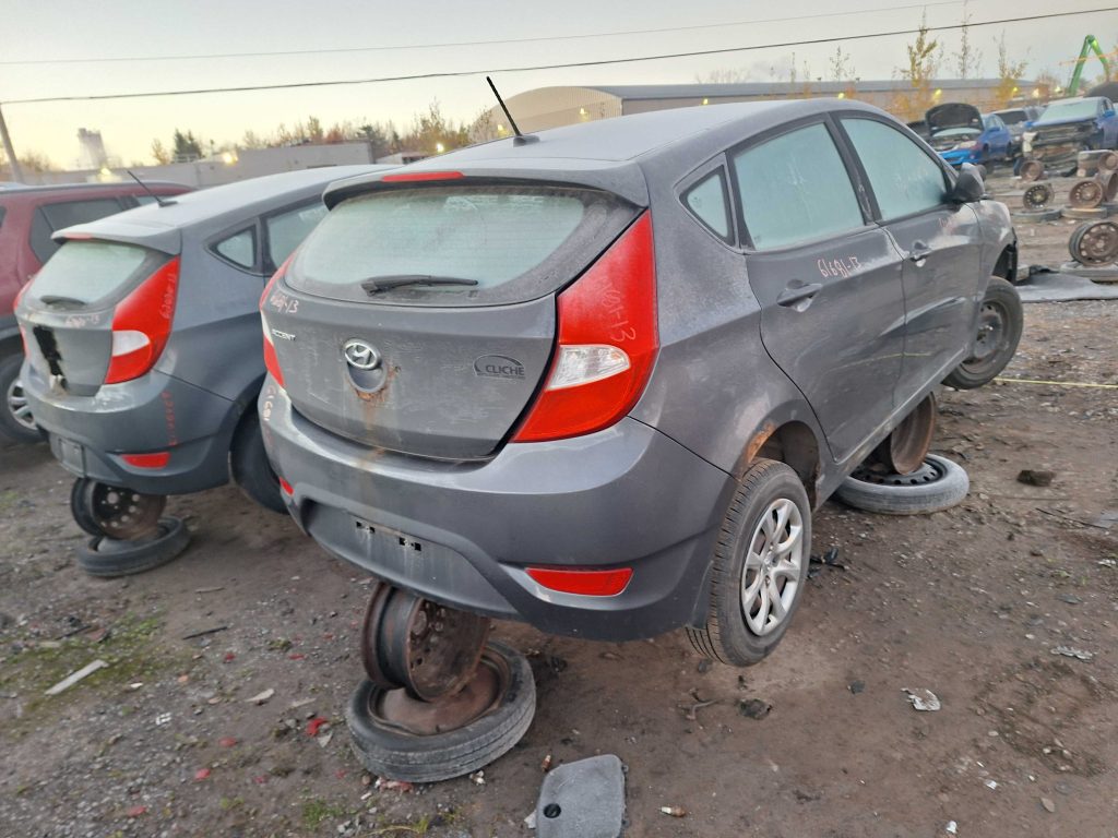 HYUNDAI ACCENT 2013