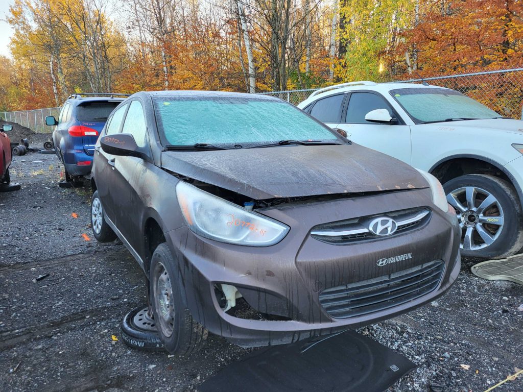 HYUNDAI ACCENT 2015