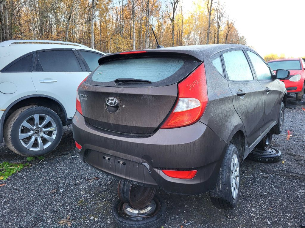 HYUNDAI ACCENT 2015