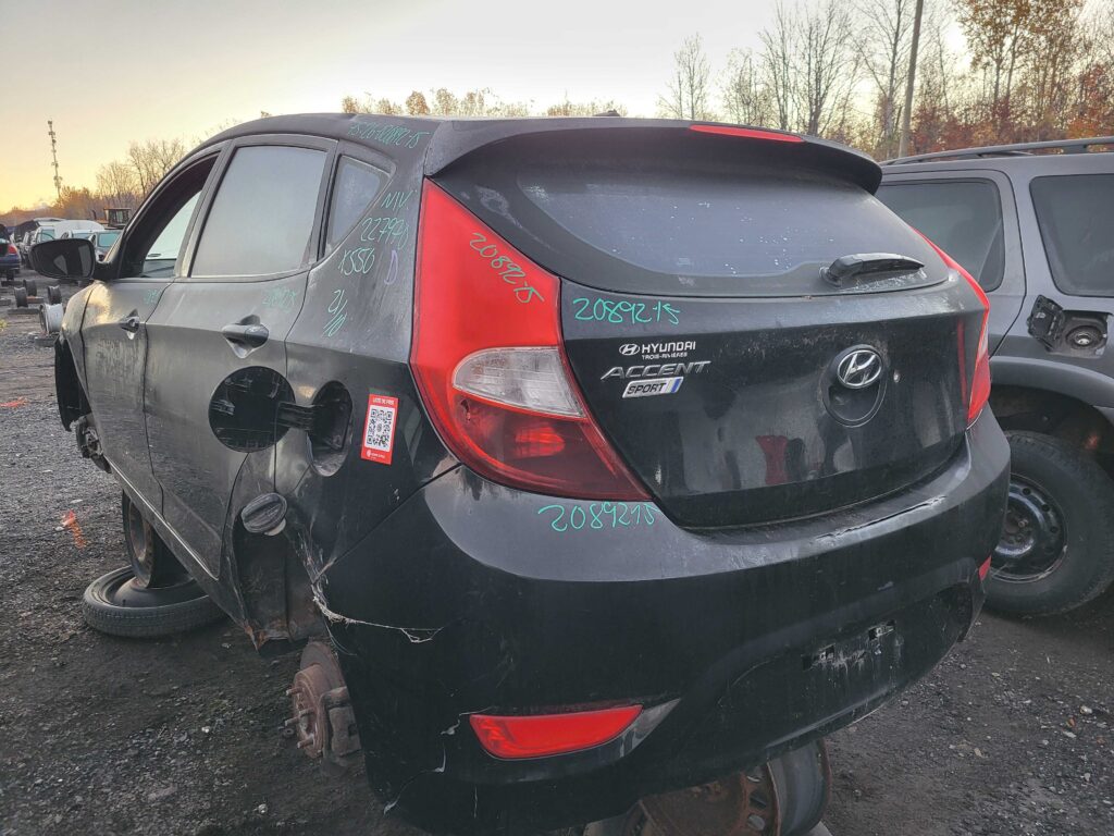 HYUNDAI ACCENT 2015