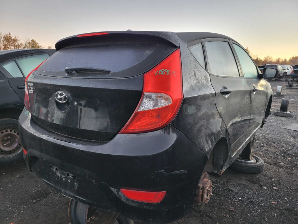 HYUNDAI ACCENT 2015