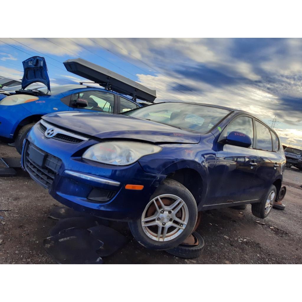 HYUNDAI ELANTRA 2011