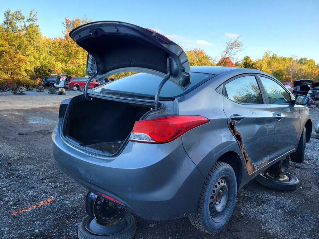 HYUNDAI ELANTRA 2011