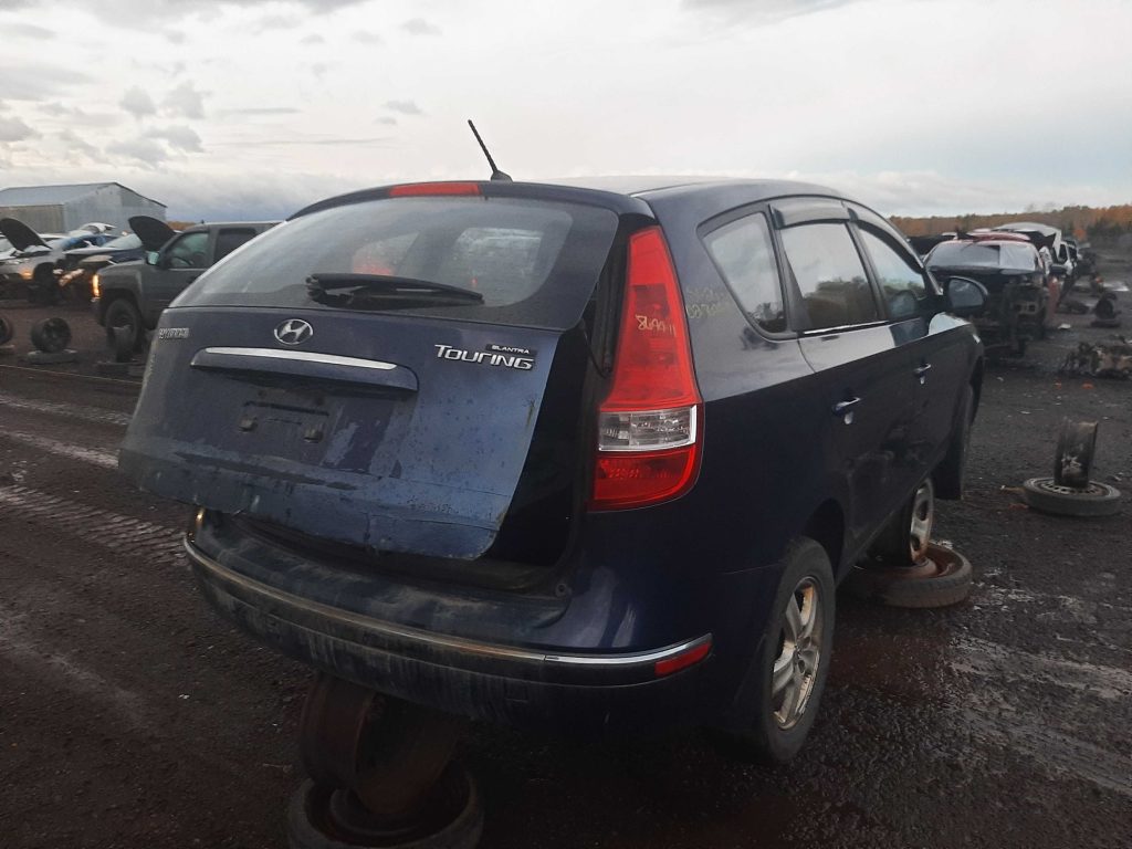 HYUNDAI ELANTRA 2011