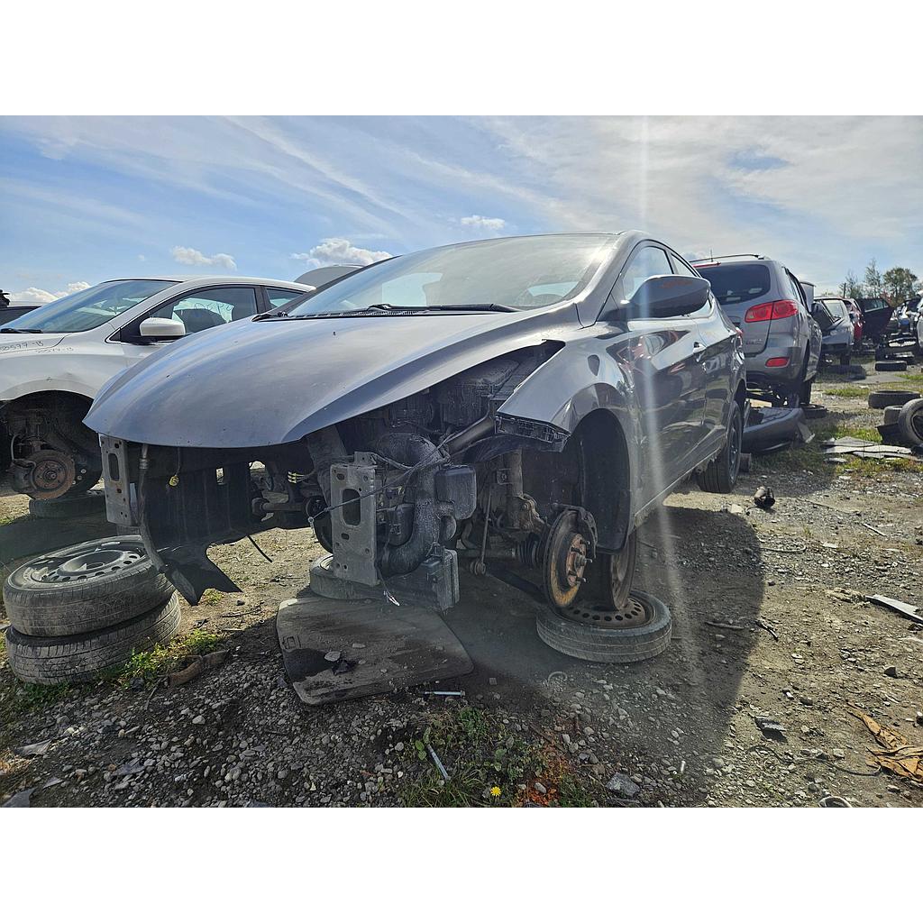 HYUNDAI ELANTRA 2012