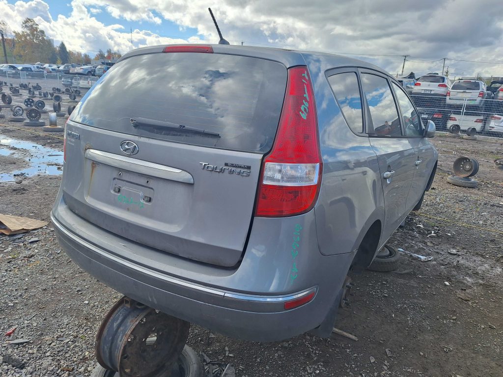 HYUNDAI ELANTRA 2012