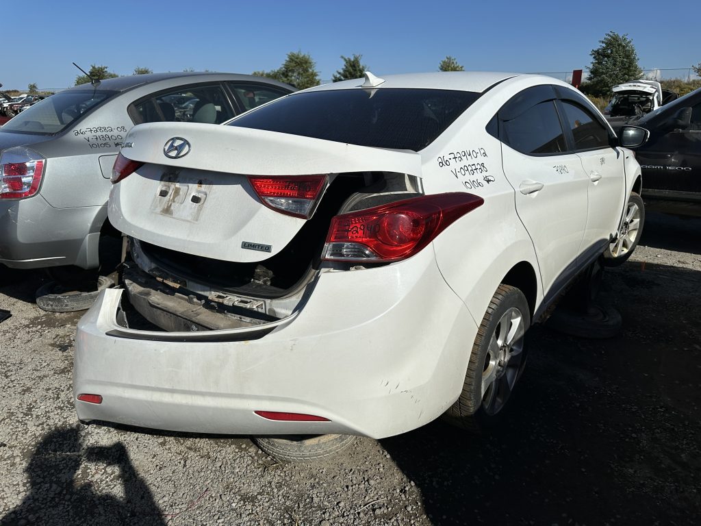 HYUNDAI ELANTRA 2012
