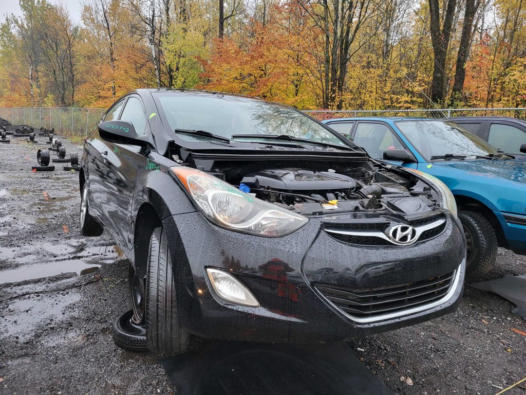 HYUNDAI ELANTRA 2012