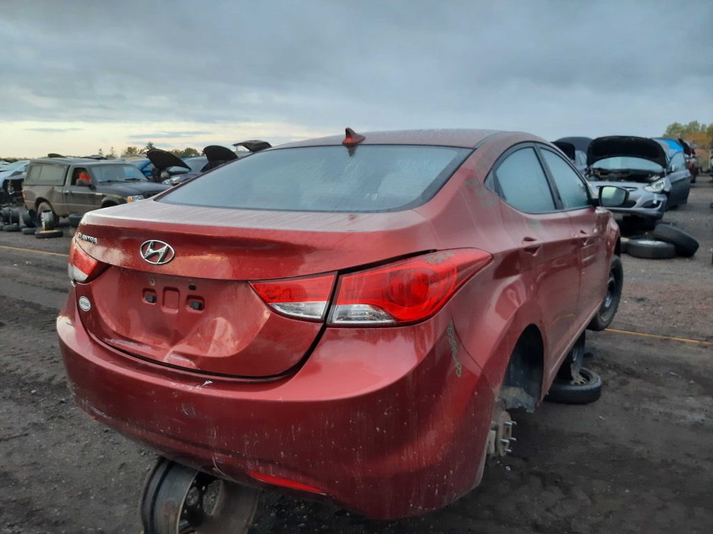 HYUNDAI ELANTRA 2013