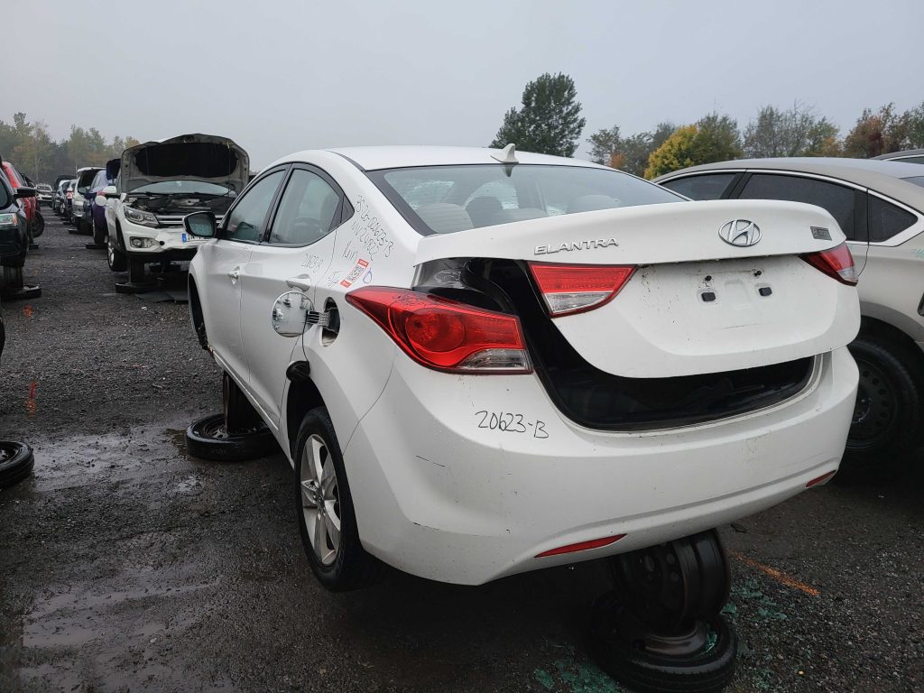 HYUNDAI ELANTRA 2013