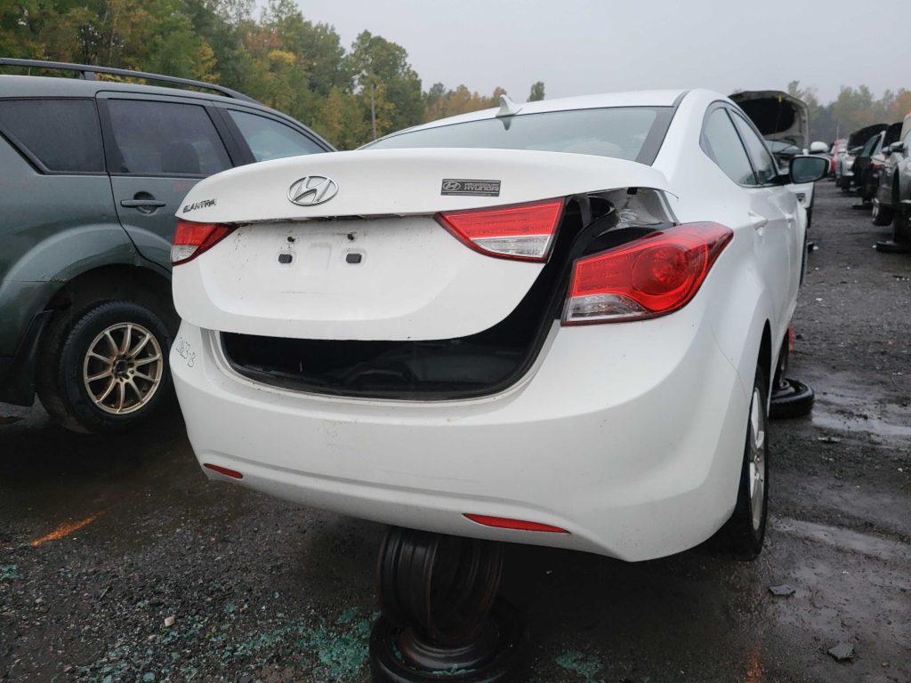 HYUNDAI ELANTRA 2013