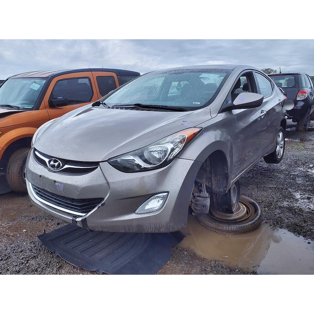 HYUNDAI ELANTRA 2013