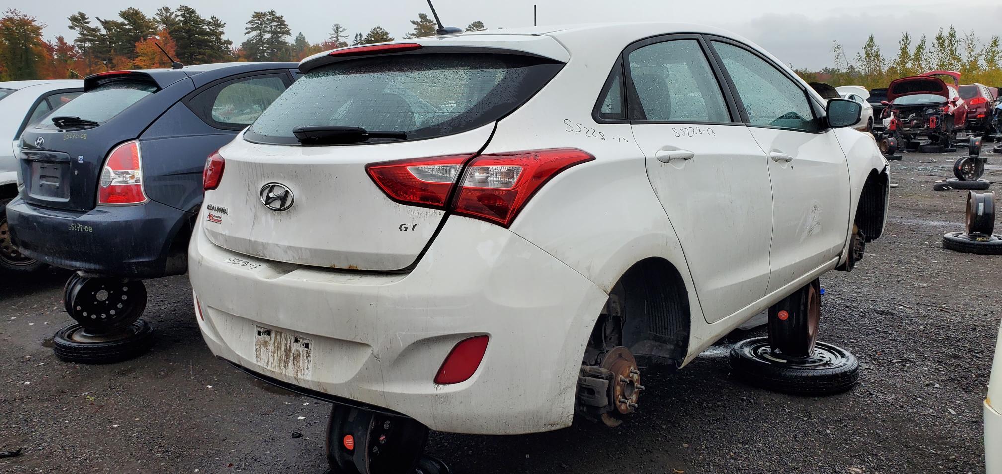 HYUNDAI ELANTRA 2013