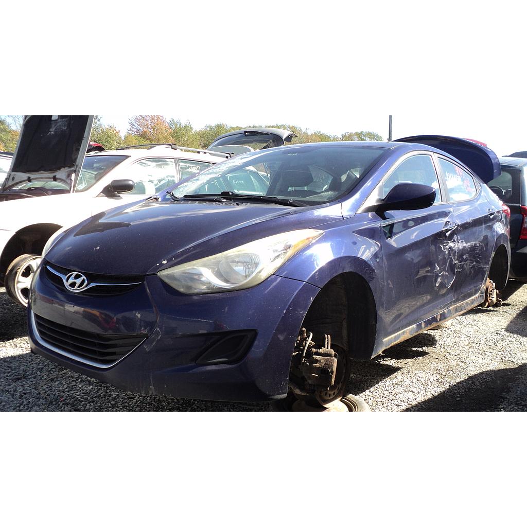HYUNDAI ELANTRA 2013