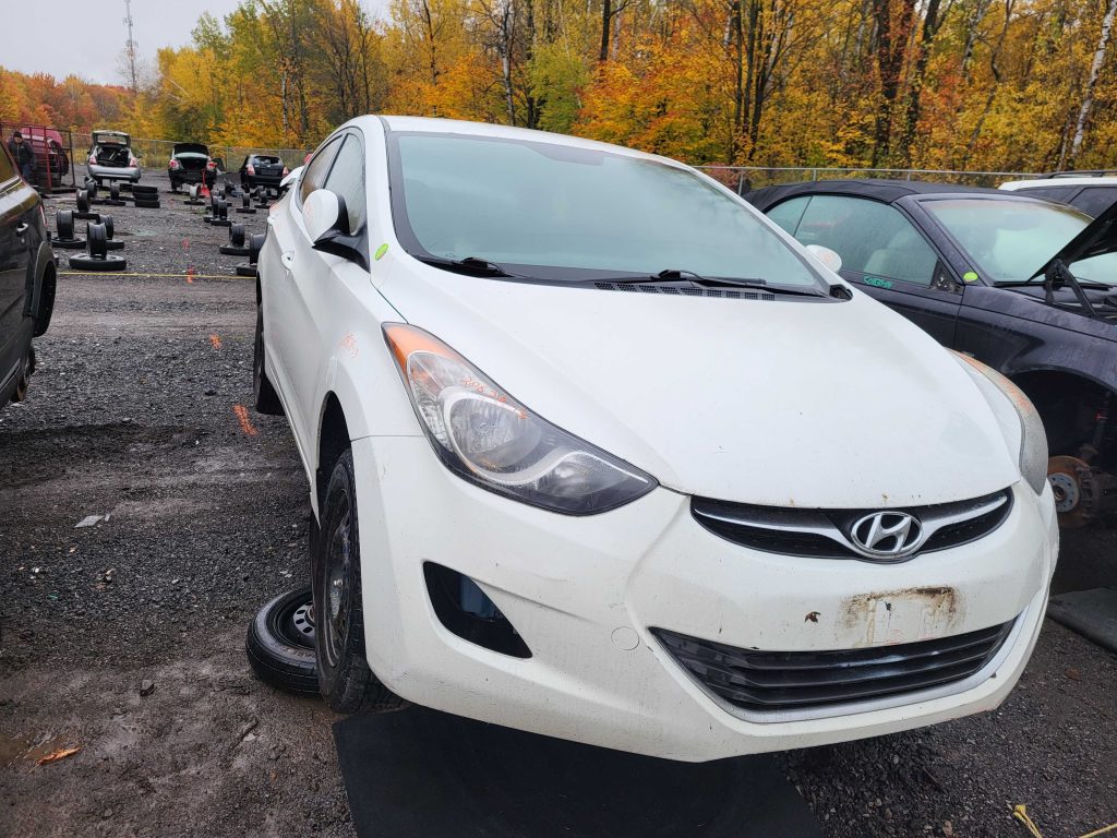 HYUNDAI ELANTRA 2013