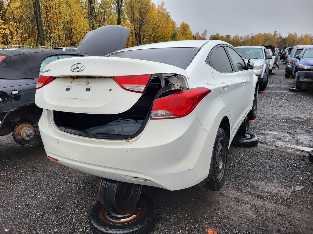 HYUNDAI ELANTRA 2013