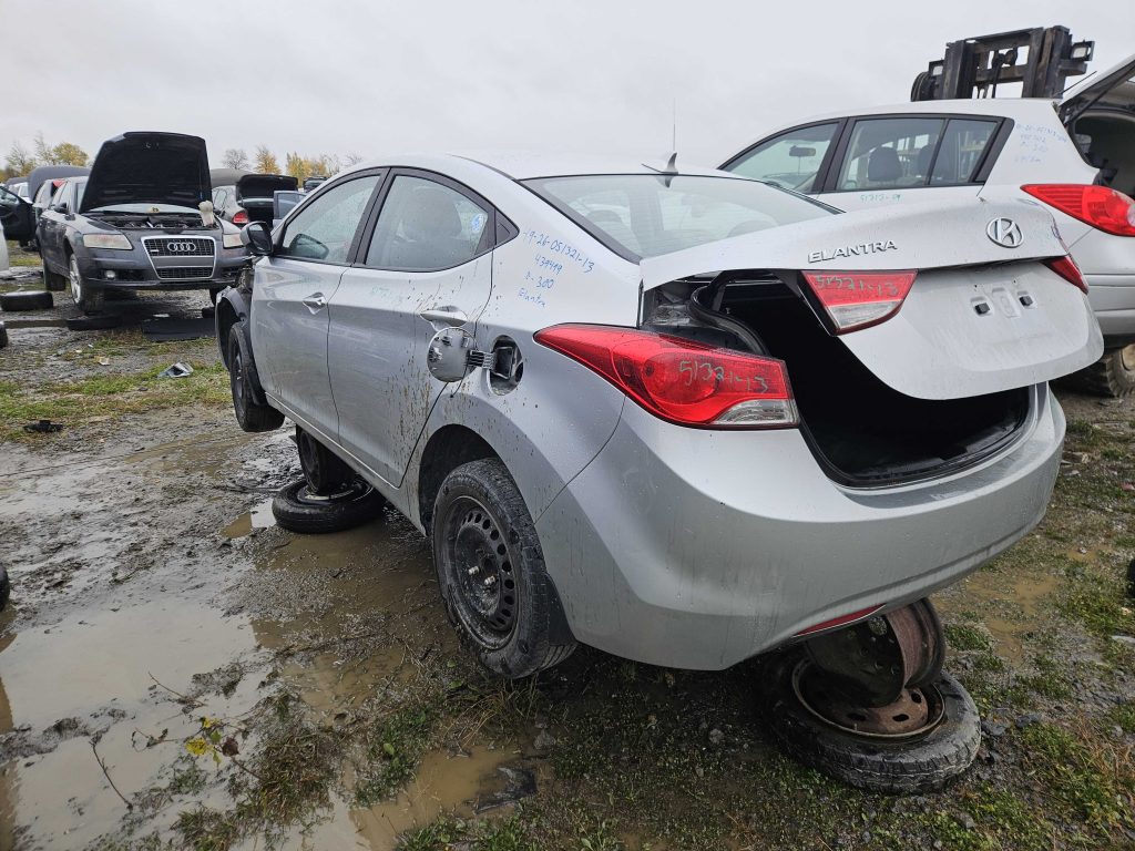 HYUNDAI ELANTRA 2013