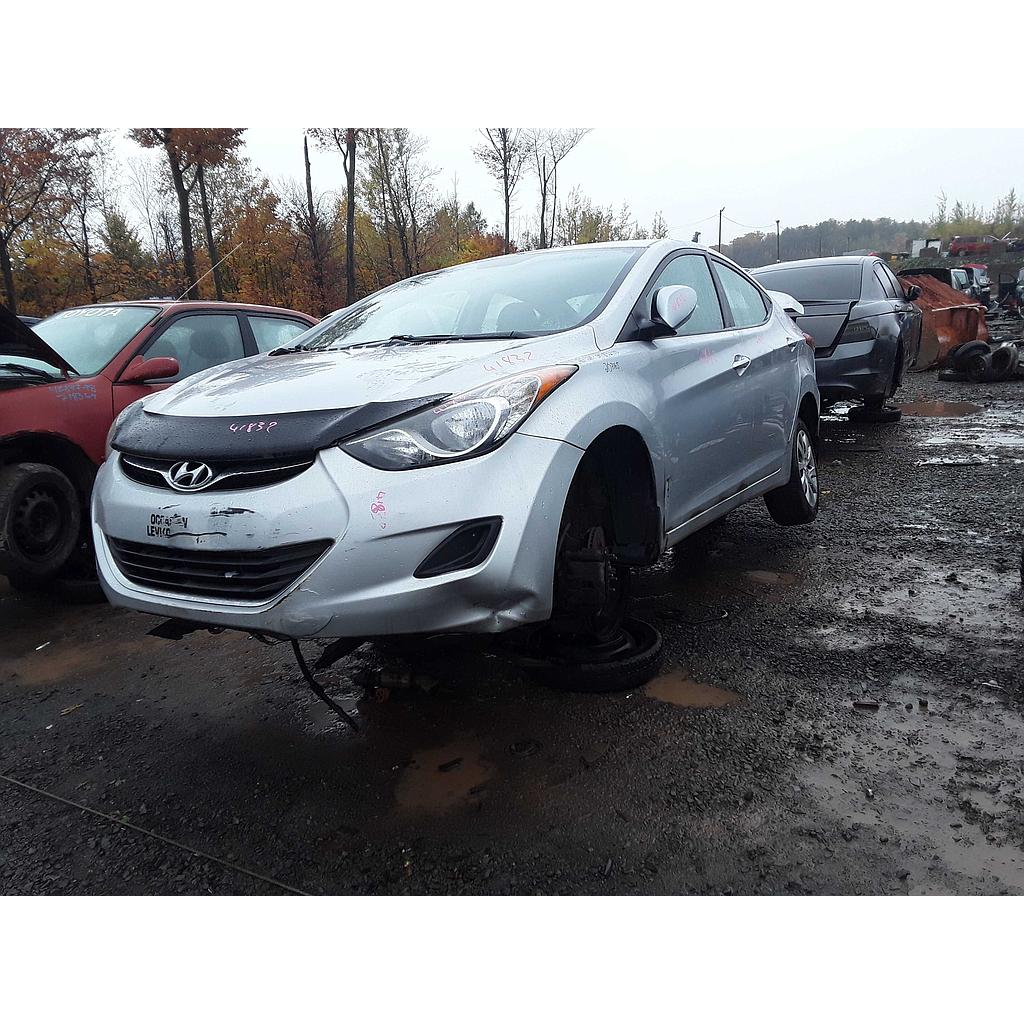 HYUNDAI ELANTRA 2013