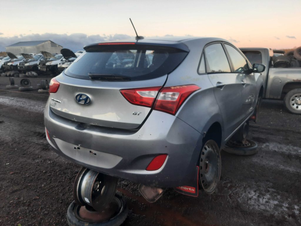 HYUNDAI ELANTRA 2013