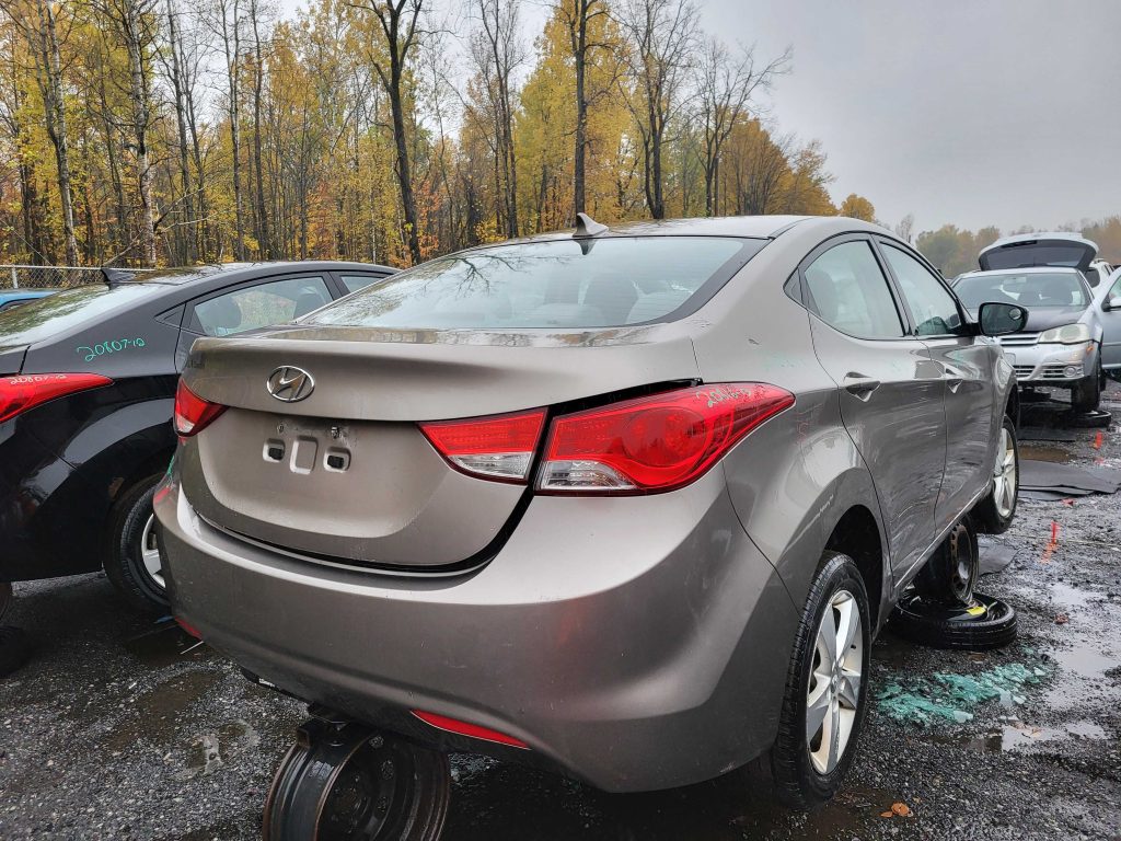 HYUNDAI ELANTRA 2013
