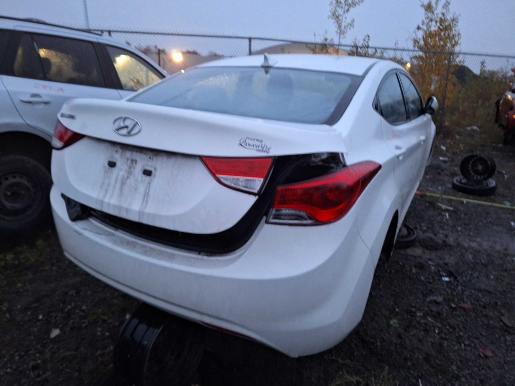 HYUNDAI ELANTRA 2013