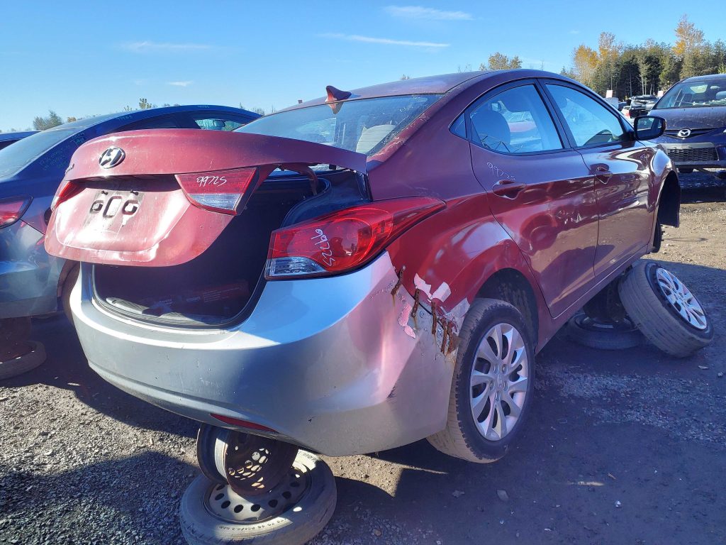 HYUNDAI ELANTRA 2013
