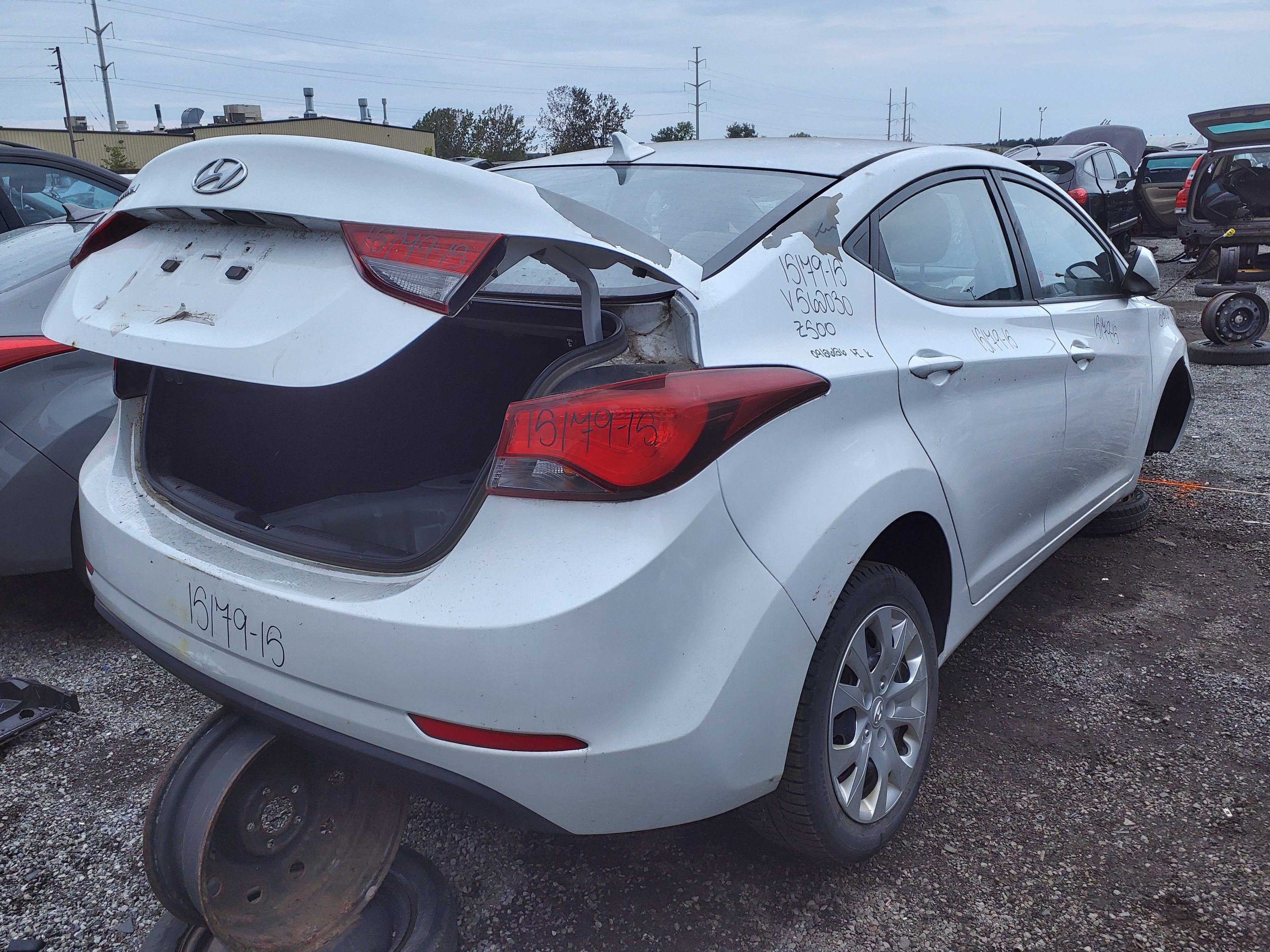 HYUNDAI ELANTRA 2015