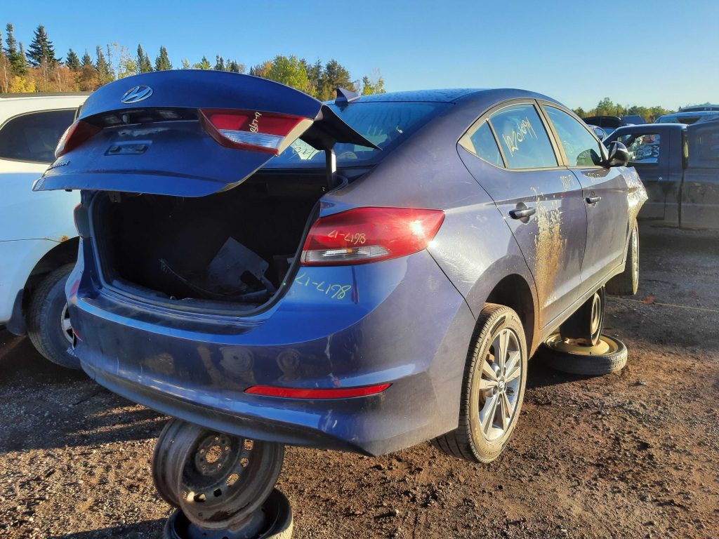 HYUNDAI ELANTRA 2017