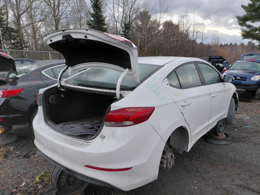 HYUNDAI ELANTRA 2017