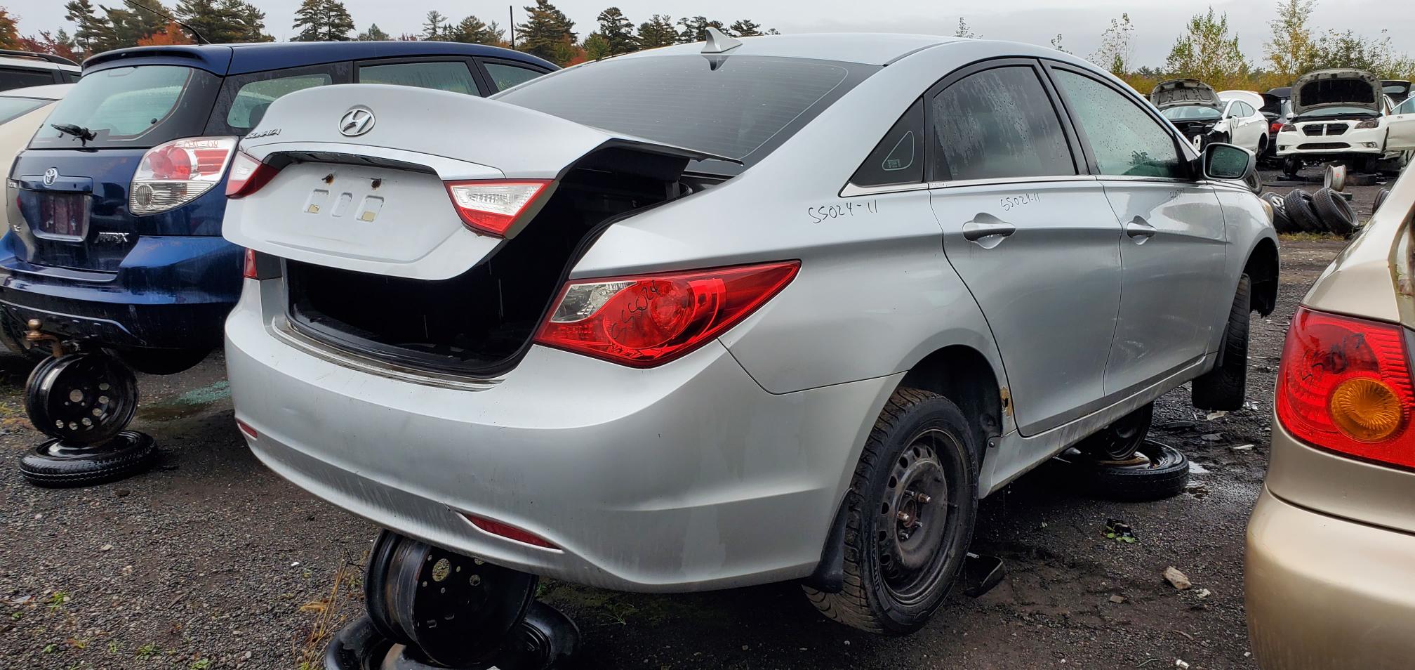 HYUNDAI SONATA 2011