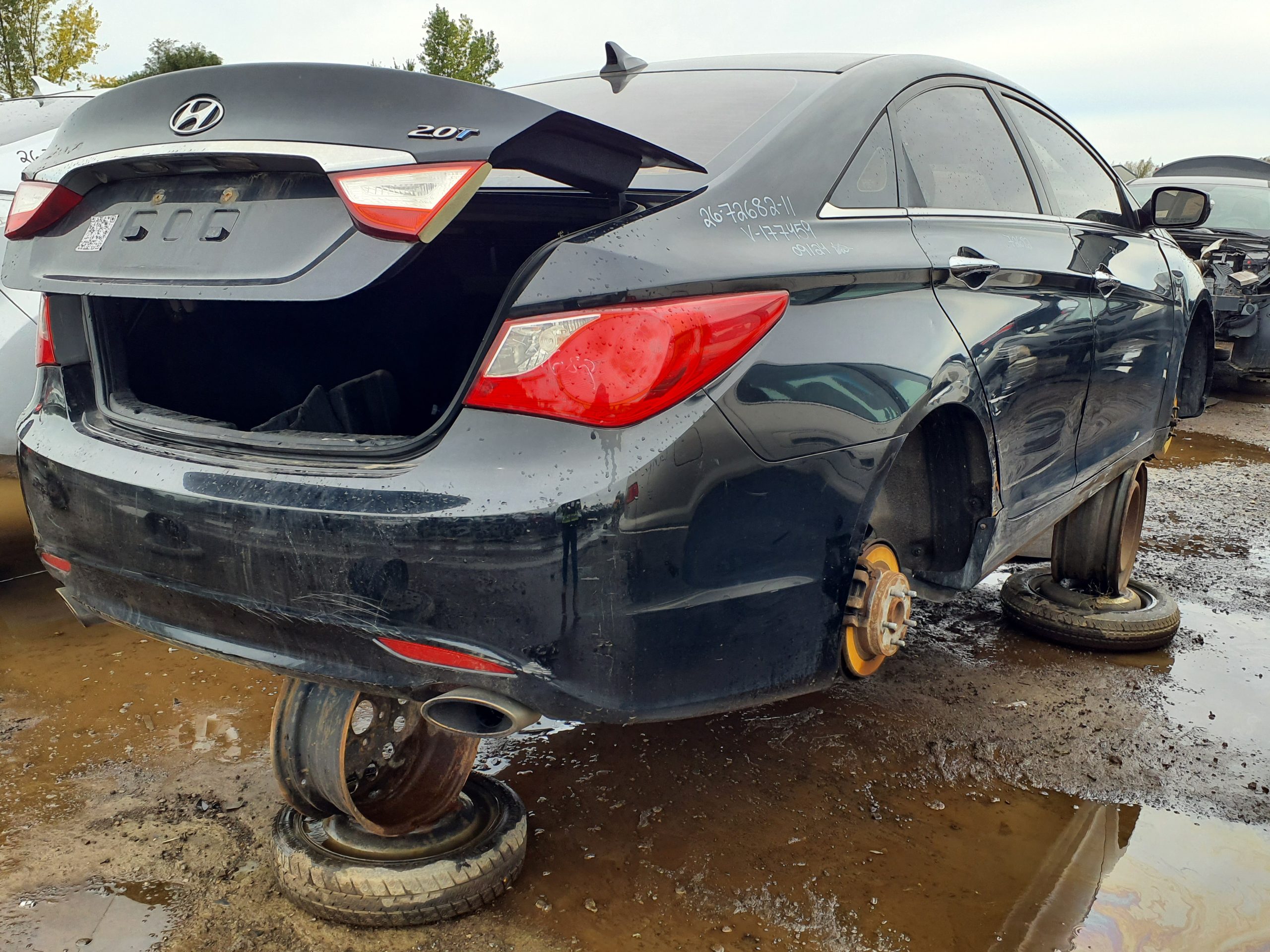 HYUNDAI SONATA 2011
