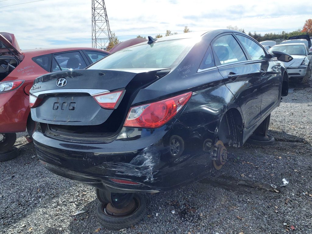 HYUNDAI SONATA 2011