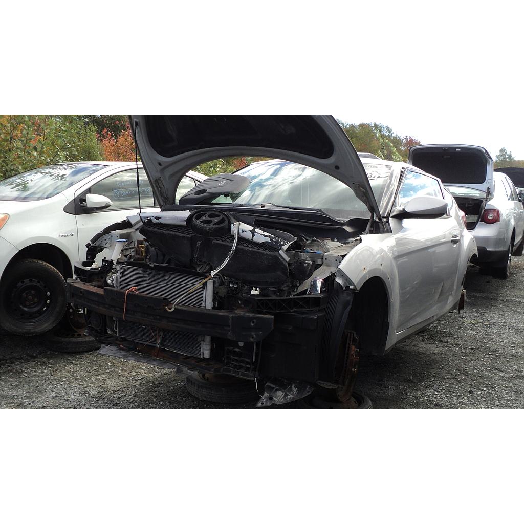 HYUNDAI VELOSTER 2012