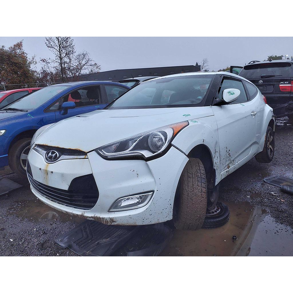 HYUNDAI VELOSTER 2012