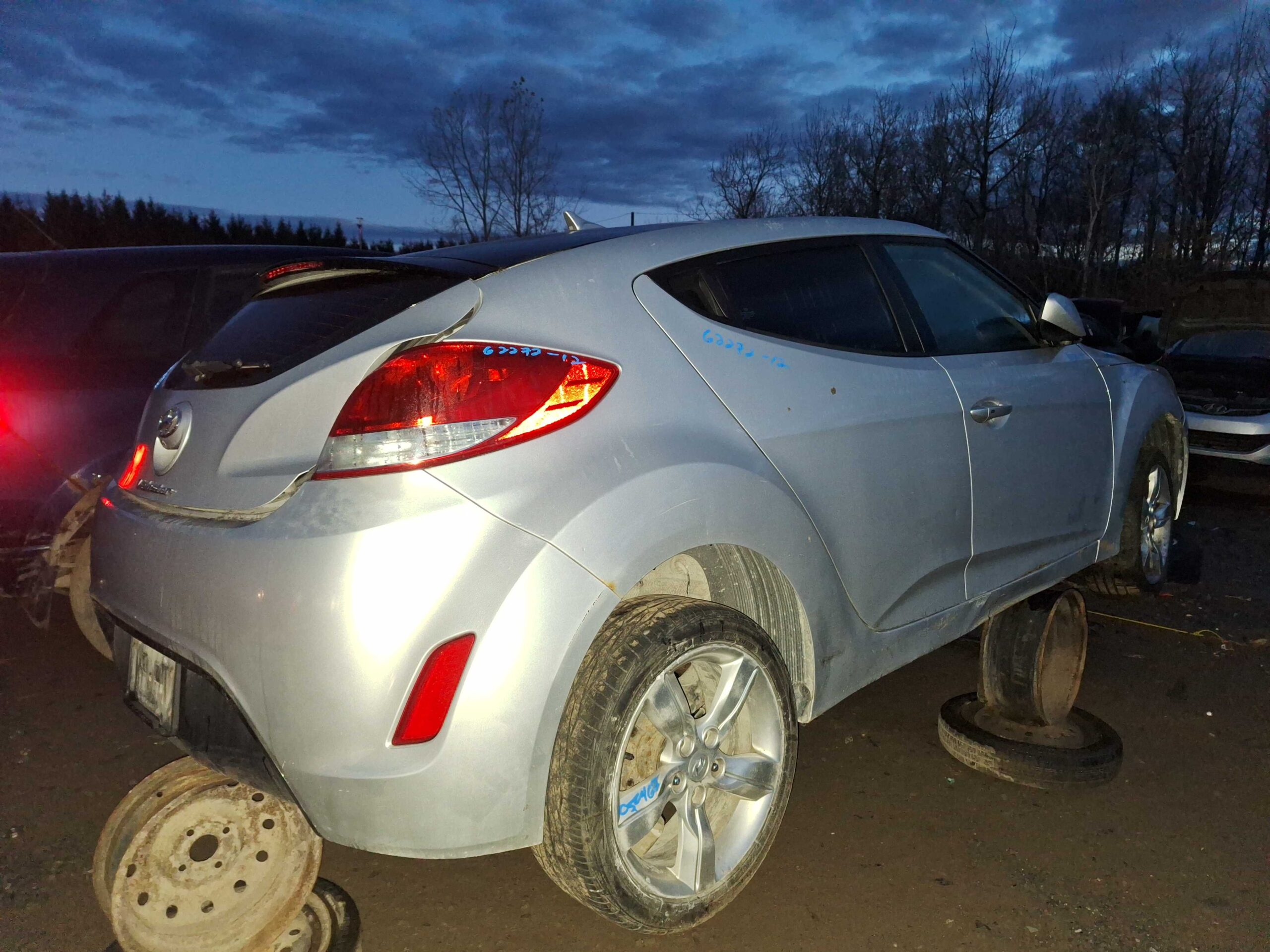 HYUNDAI VELOSTER 2012