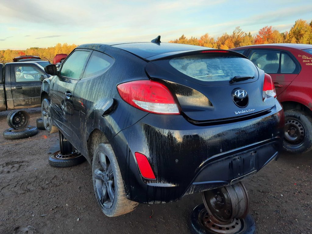 HYUNDAI VELOSTER 2015