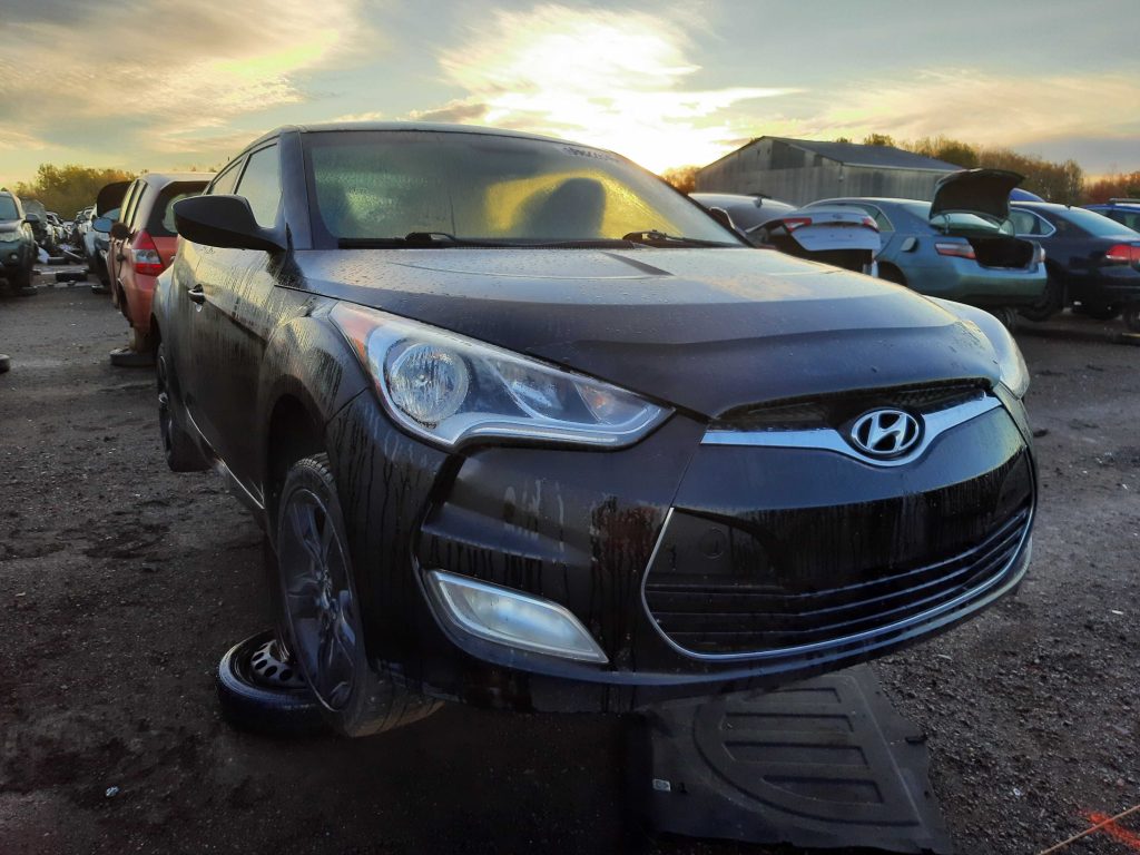 HYUNDAI VELOSTER 2015