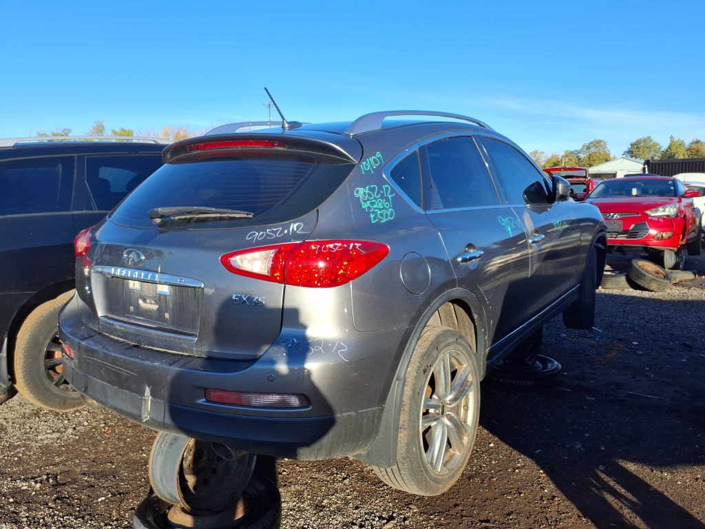 INFINITI EX35 2012
