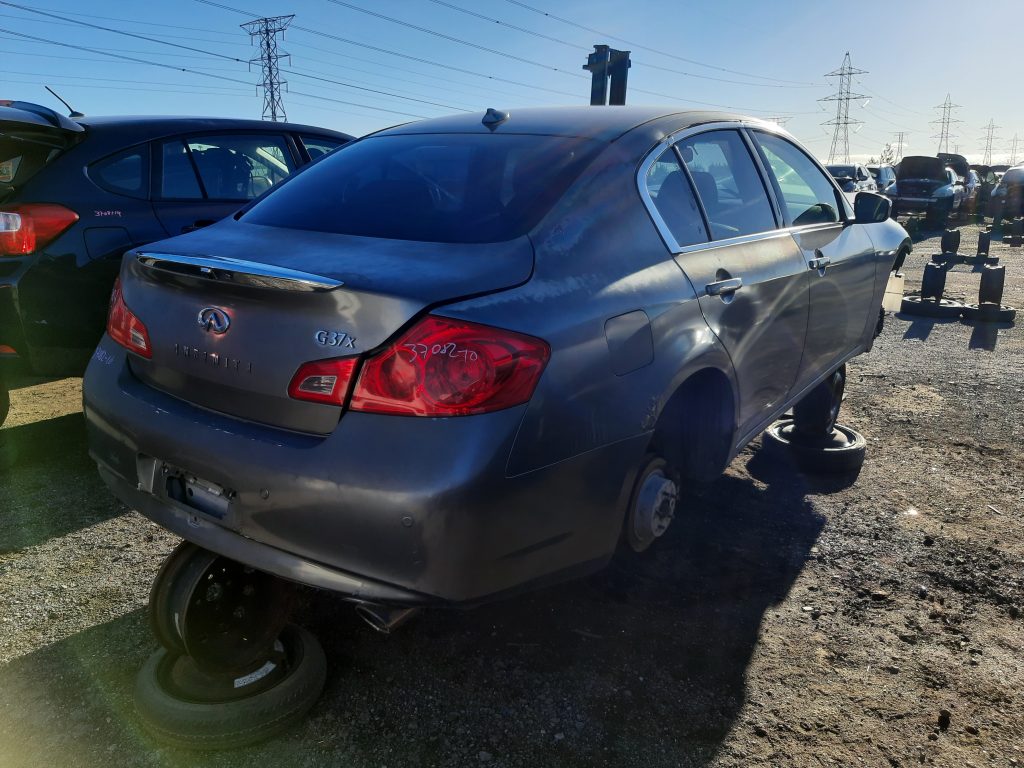 INFINITI G37 SEDAN 2010