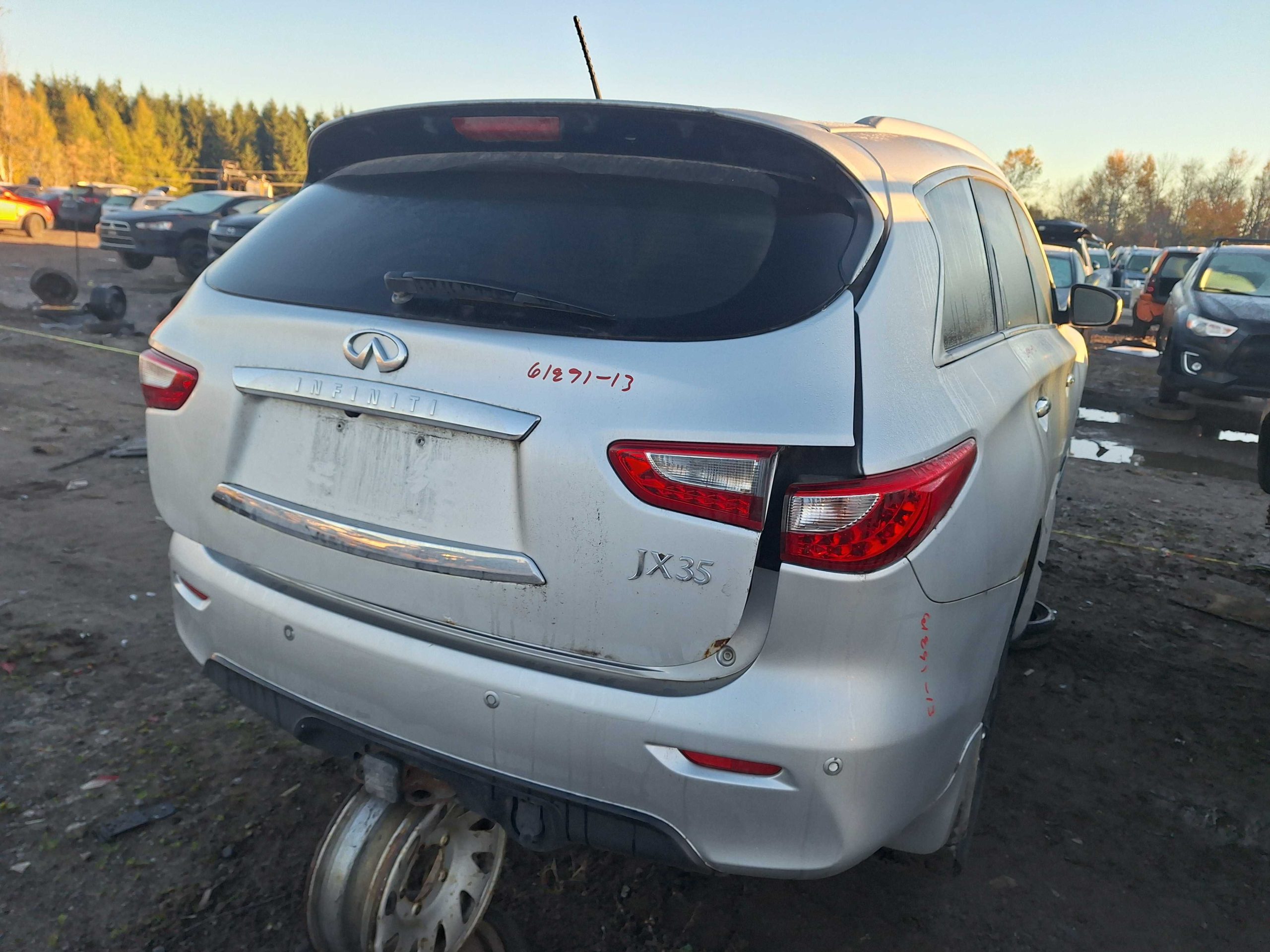 INFINITI JX 2013