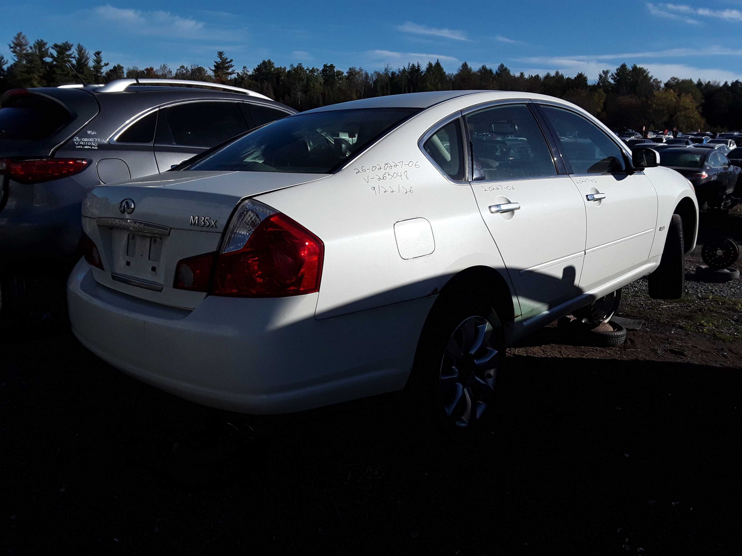 INFINITI M35 2006