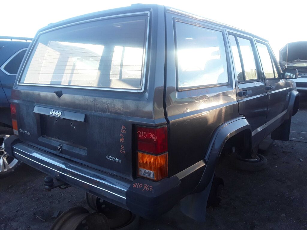 JEEP CHEROKEE 1987