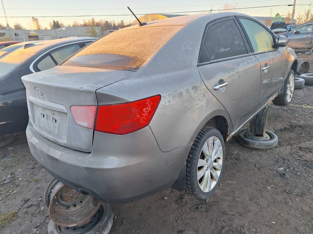 KIA FORTE 2010