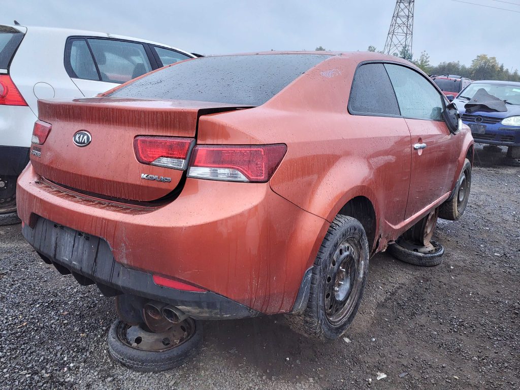 KIA FORTE KOUP 2010