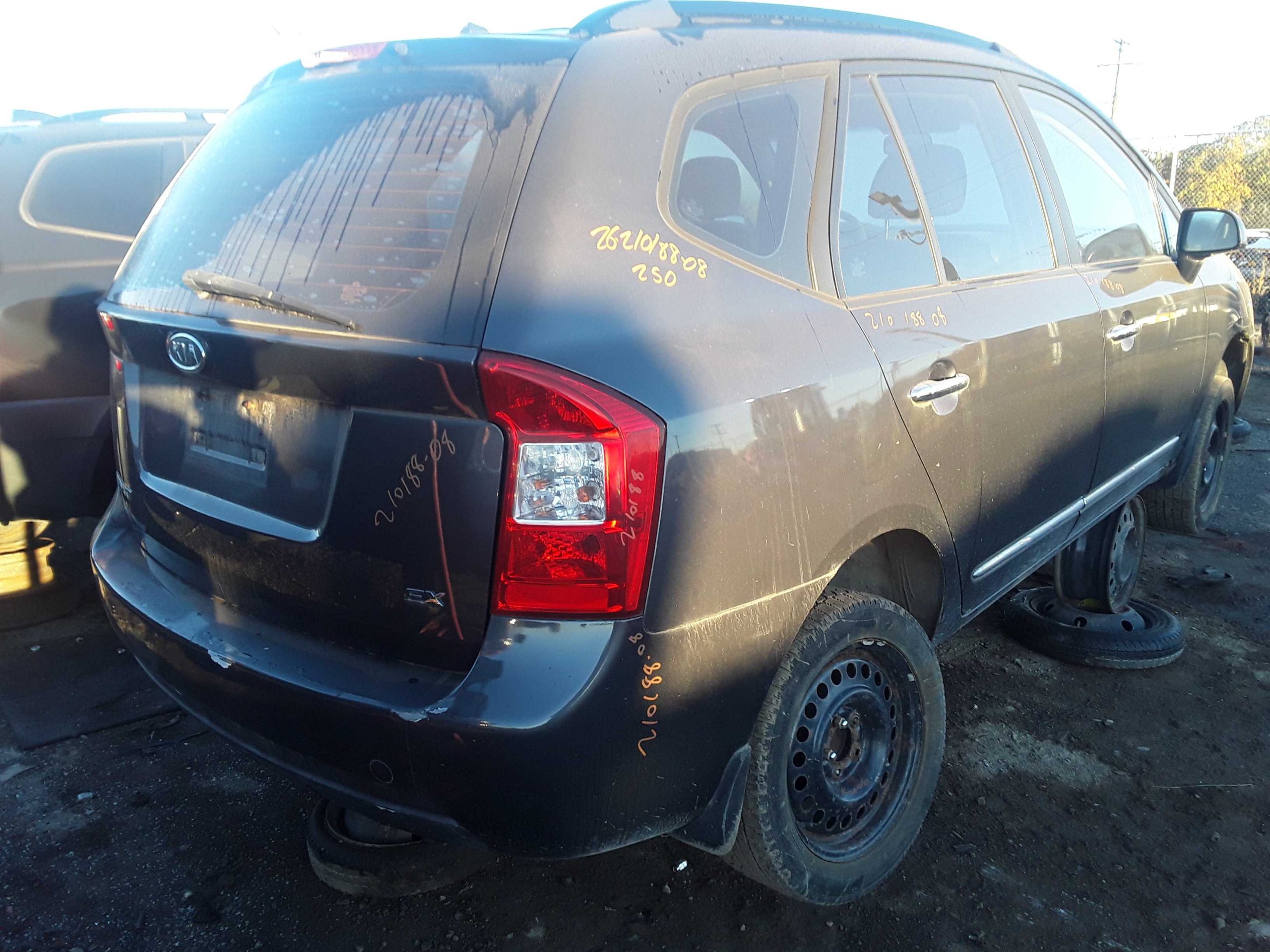 KIA RONDO 2008