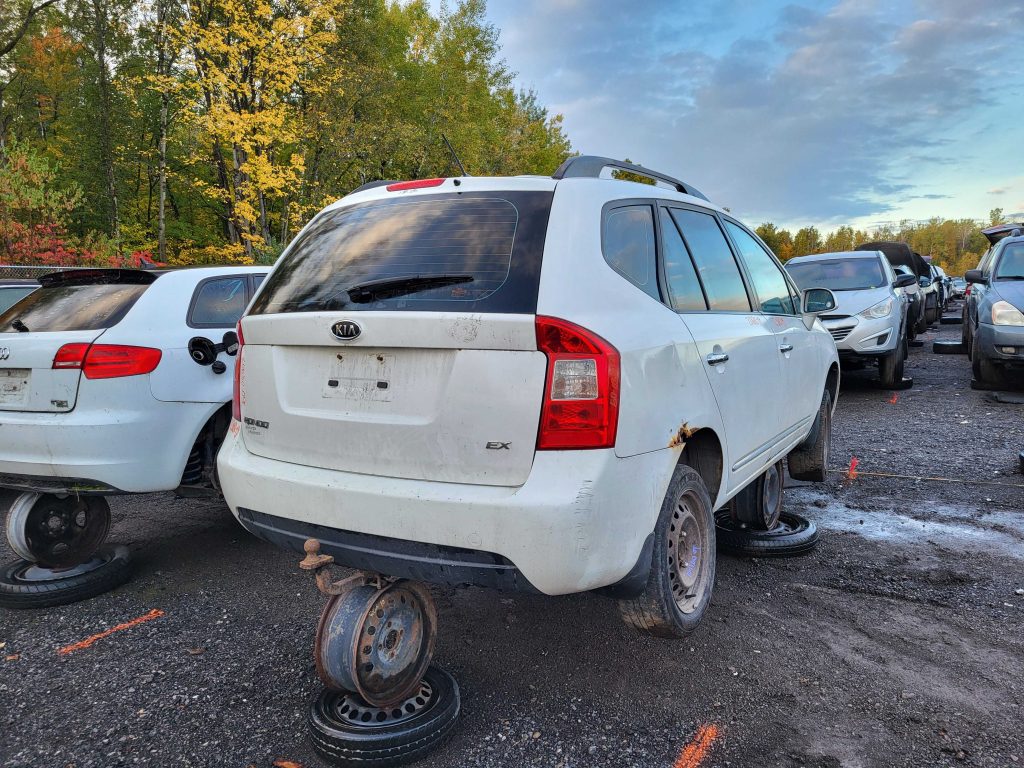KIA RONDO 2009