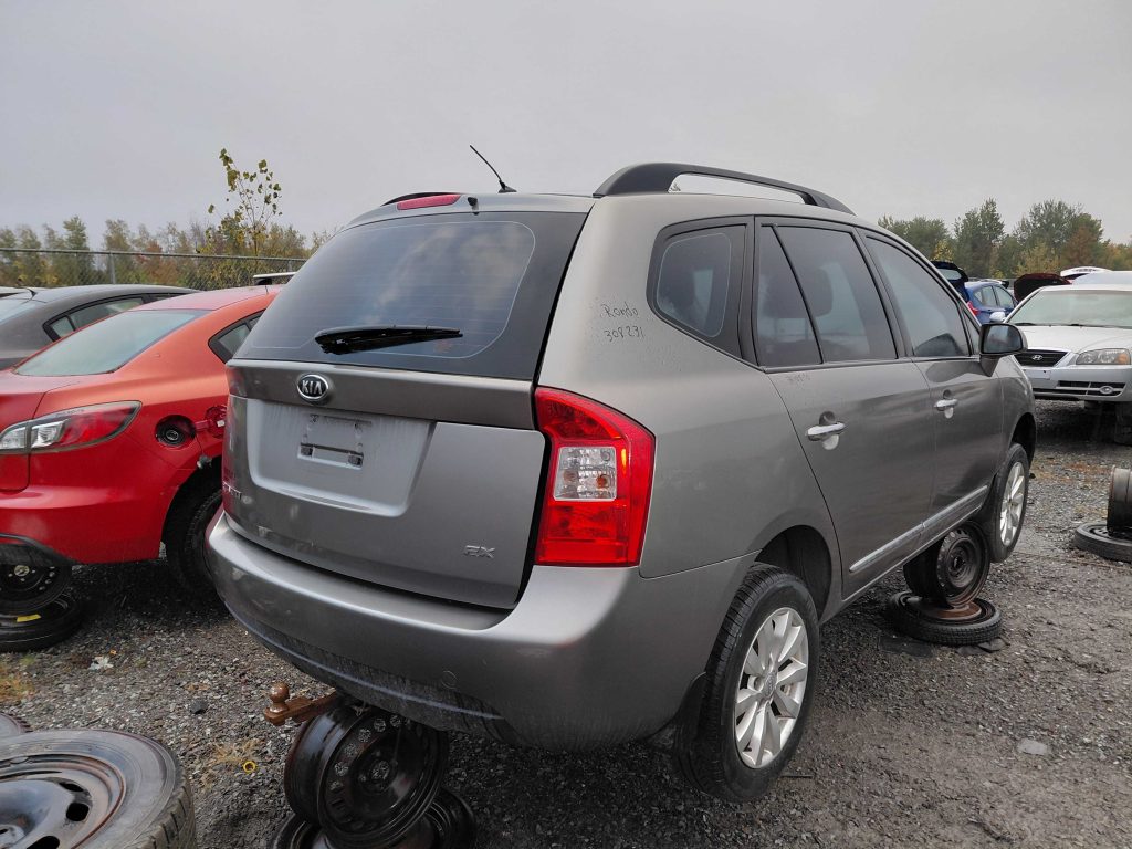 KIA RONDO 2010