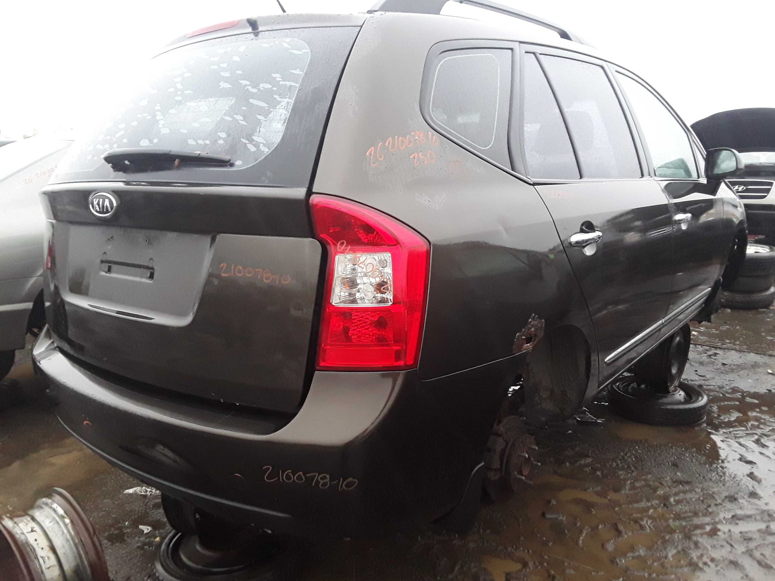 KIA RONDO 2010